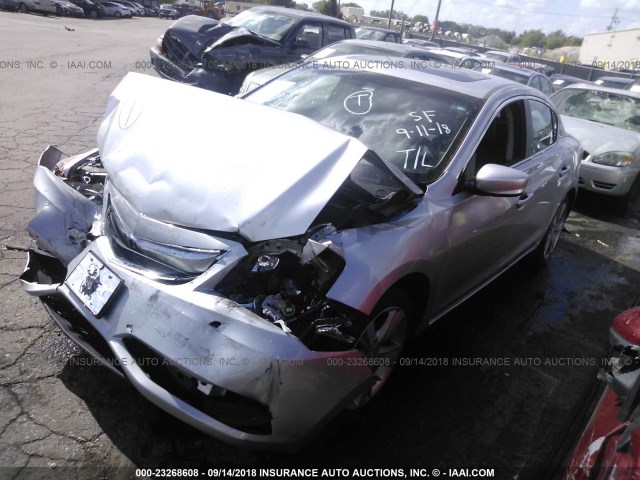 19VDE1F30EE013901 - 2014 ACURA ILX 20 SILVER photo 2