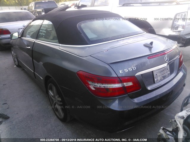 WDDKK7CF3BF102443 - 2011 MERCEDES-BENZ E 550 GRAY photo 3