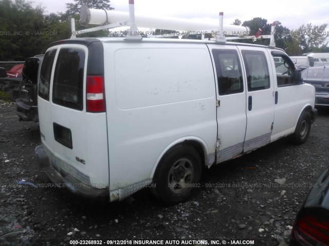 1GTFH15TX61109564 - 2006 GMC SAVANA G1500 WHITE photo 4