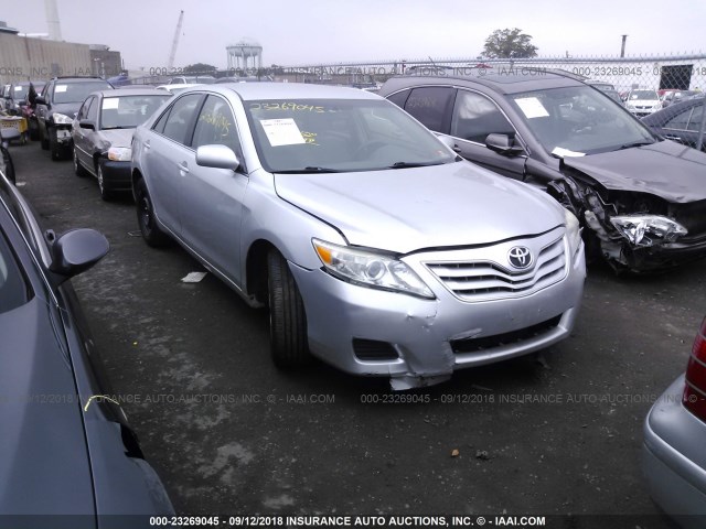 4T4BF3EK2BR204069 - 2011 TOYOTA CAMRY SE/LE/XLE 银色 照片 1