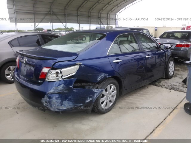 4T1BK46K17U010232 - 2007 TOYOTA CAMRY NEW GENERAT LE/XLE/SE BLUE photo 4