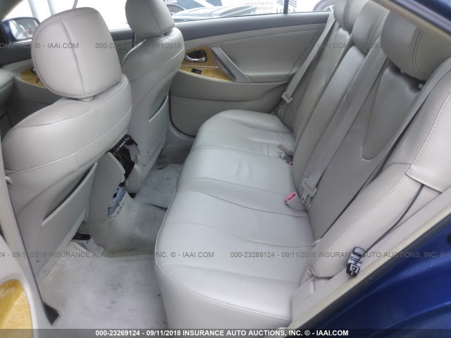 4T1BK46K17U010232 - 2007 TOYOTA CAMRY NEW GENERAT LE/XLE/SE BLUE photo 8