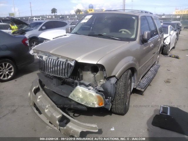 5LMFU27RX4LJ32713 - 2004 LINCOLN NAVIGATOR Bej fotoğraf 2
