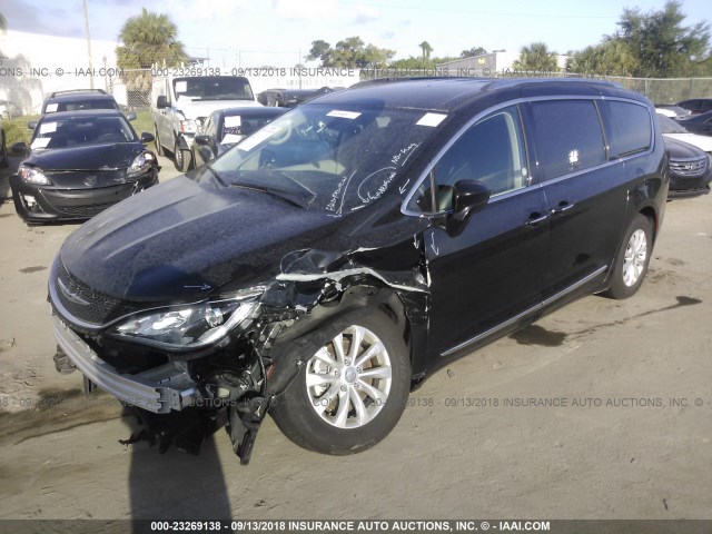 2C4RC1BG3JR112118 - 2018 CHRYSLER PACIFICA TOURING L BLACK photo 2