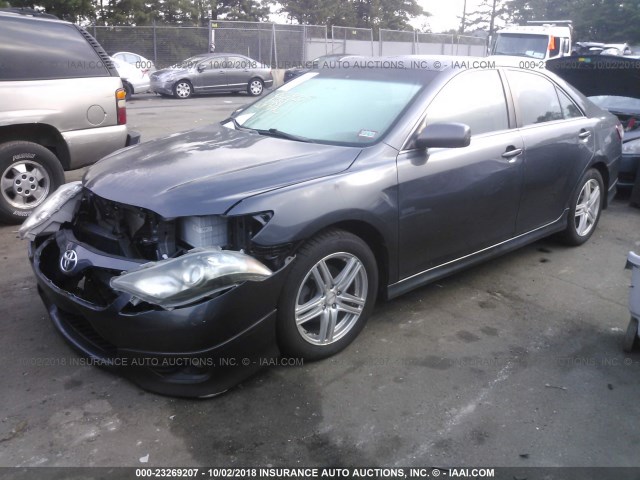 4T1BF3EK9AU516768 - 2010 TOYOTA CAMRY SE/LE/XLE 锡色 照片 2