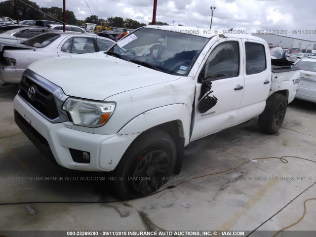 5TFJU4GN2FX074182 - 2015 TOYOTA TACOMA DOUBLE CAB PRERUNNER WHITE photo 2