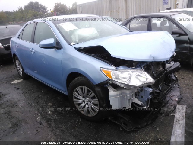 4T1BF1FK0CU531018 - 2012 TOYOTA CAMRY SE/LE/XLE Light Blue photo 1