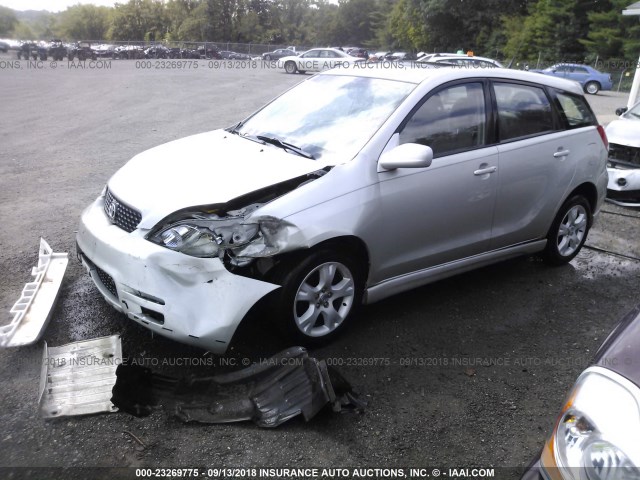 2T1KR32E33C139915 - 2003 TOYOTA COROLLA MATRIX XR SILVER photo 2