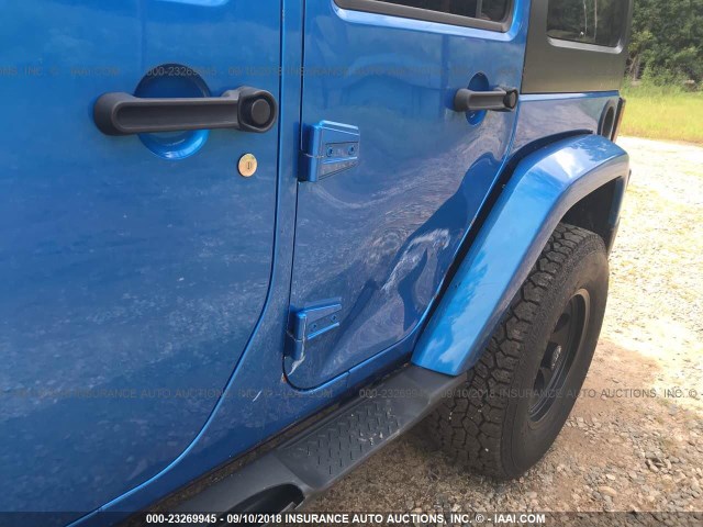 1C4BJWEG8FL540217 - 2015 JEEP WRANGLER UNLIMITE SAHARA BLUE photo 6