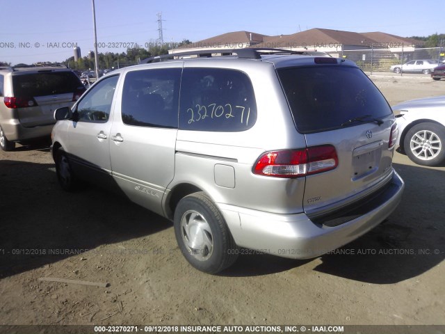 4T3ZF13C42U443235 - 2002 TOYOTA SIENNA LE/XLE SILVER photo 3