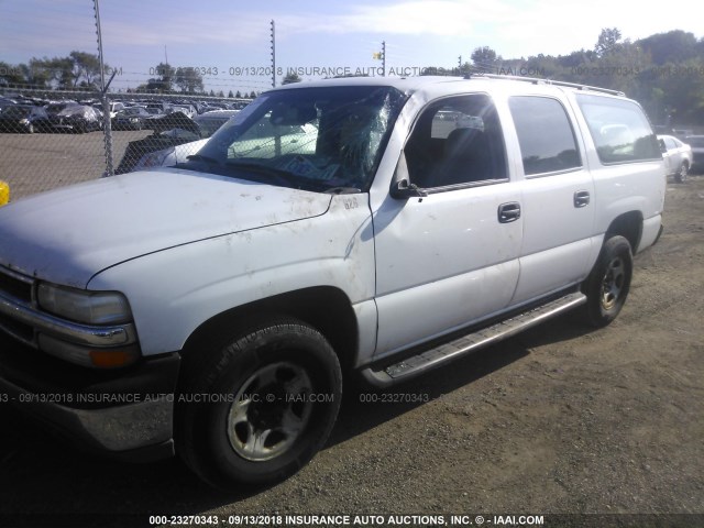 1GNEC16Z06J118049 - 2006 CHEVROLET SUBURBAN C1500 WHITE photo 2