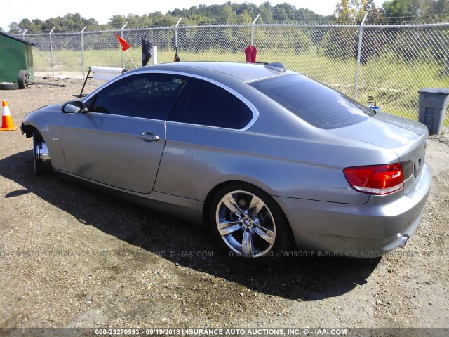 WBAWB73558P042412 - 2008 BMW 335 I GRAY photo 3