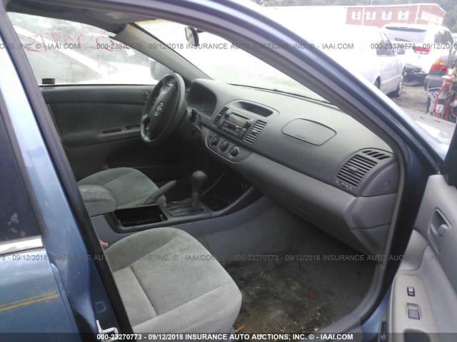 4T1BE32K53U694624 - 2003 TOYOTA CAMRY LE/XLE/SE Mavi foto 5