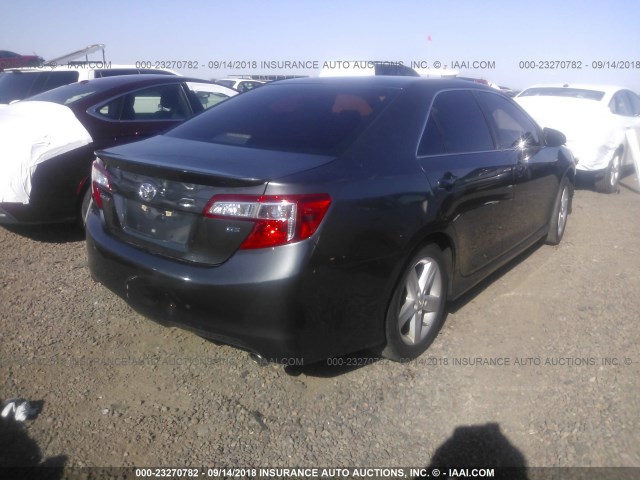 4T1BF1FK1EU447972 - 2014 TOYOTA CAMRY L/SE/LE/XLE 灰色 照片 4