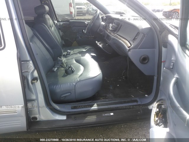 1LNLM81W0VY618619 - 1997 LINCOLN TOWN CAR EXECUTIVE Светло-синий фото 5