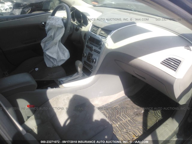 1G1ZG57B194168056 - 2009 CHEVROLET MALIBU LS Mavi foto 5