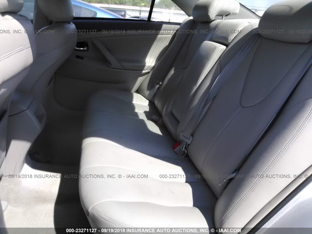 4T1BE46KX8U198774 - 2008 TOYOTA CAMRY CE/LE/XLE/SE SILVER photo 8