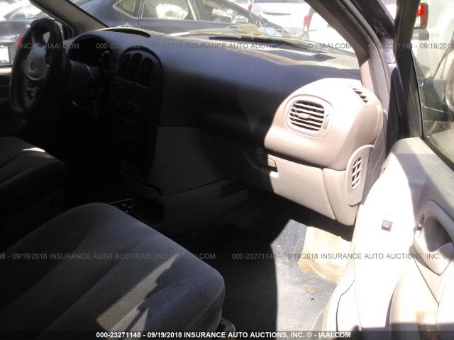2B4GP44G41R184436 - 2001 DODGE GRAND CARAVAN SPORT ნაცრისფერი ფოტო 5