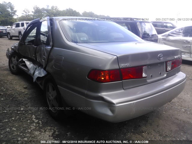 JT2BG22K010572534 - 2001 TOYOTA CAMRY CE/LE/XLE 棕色 照片 3