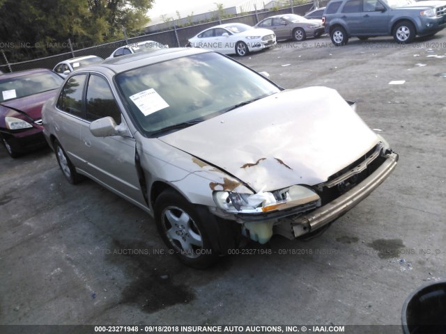 1HGCG1659YA073621 - 2000 HONDA ACCORD EX TAN photo 1