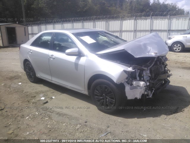 4T4BF1FKXER356060 - 2014 TOYOTA CAMRY L/SE/LE/XLE Gümüş foto 1