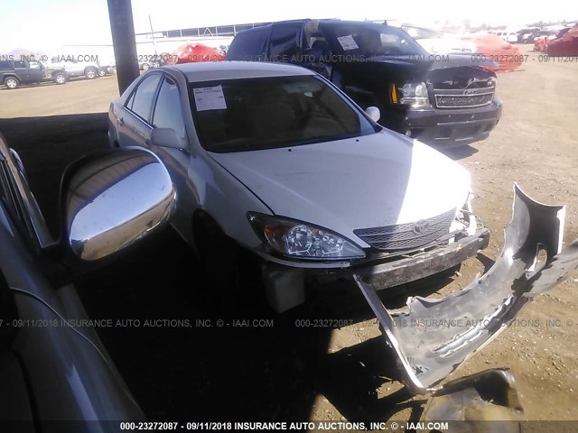 4T1BF32K02U028542 - 2002 TOYOTA CAMRY LE/XLE/SE Ақ фото 1