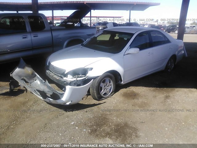 4T1BF32K02U028542 - 2002 TOYOTA CAMRY LE/XLE/SE Ақ фото 2
