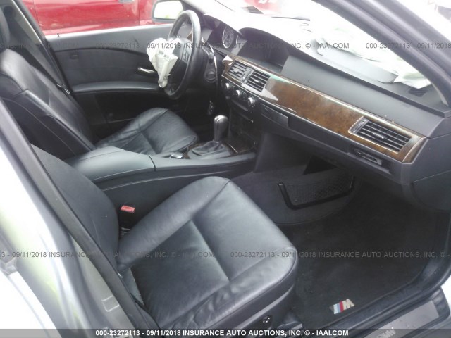 WBANF33597CS41221 - 2007 BMW 525 XI SILVER photo 5