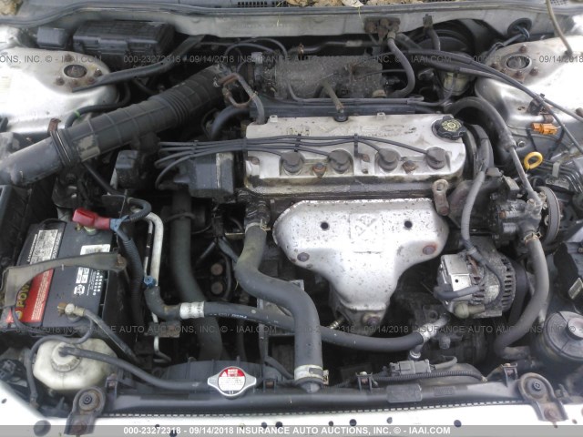 1HGCG56642A095565 - 2002 HONDA ACCORD EX SILVER photo 10