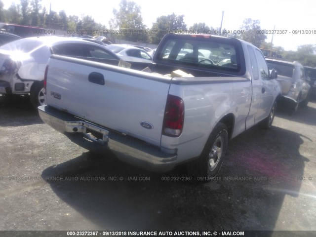 2FTRX17234CA87665 - 2004 FORD F-150 HERITAGE CLASSIC SILVER photo 4
