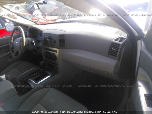 1J4GS48K85C682549 - 2005 JEEP GRAND CHEROKEE LAREDO/COLUMBIA/FREEDOM 白色 照片 5