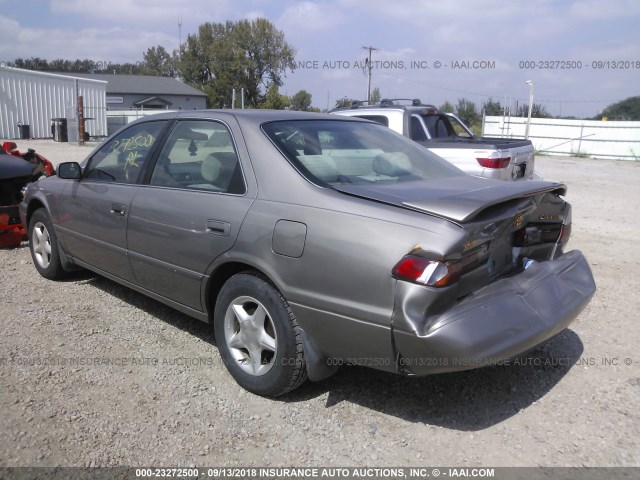 4T1BG22K0VU155822 - 1997 TOYOTA CAMRY CE/LE/XLE 灰色 照片 3