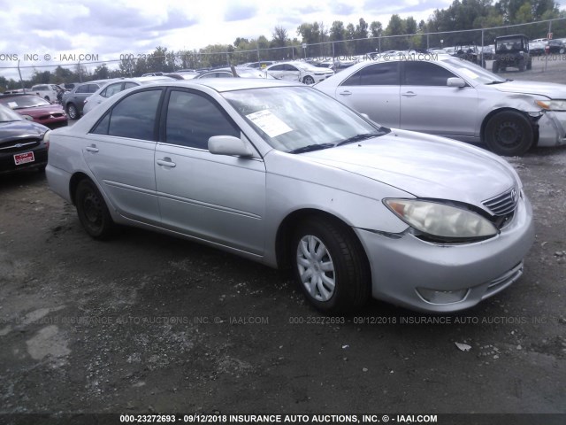 4T1BE32K25U427069 - 2005 TOYOTA CAMRY LE/XLE/SE Gümüş foto 1