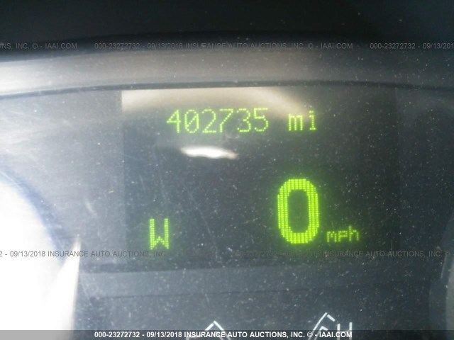 2LNBL8EV6AX751220 - 2010 LINCOLN TOWN CAR EXECUTIVE L BLACK photo 7