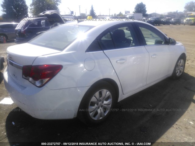 1G1PC5SH5C7383878 - 2012 CHEVROLET CRUZE LS WHITE photo 4