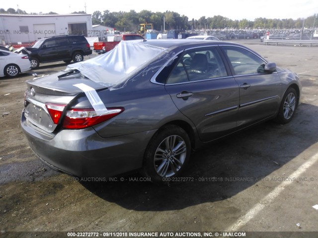 4T1BF1FK1FU045452 - 2015 TOYOTA CAMRY LE/XLE/SE/XSE 灰色 照片 4