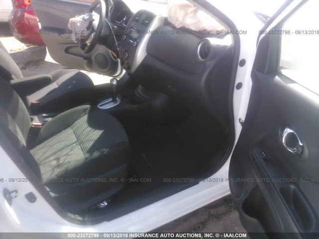 3N1CN7APXGL888193 - 2016 NISSAN VERSA S/S PLUS/SV/SL თეთრი ფოტო 5