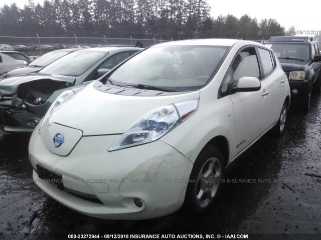 JN1AZ0CP6CT022318 - 2012 NISSAN LEAF SV/SL WHITE photo 2