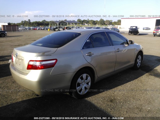 4T1BE46K19U349325 - 2009 TOYOTA CAMRY SE/LE/XLE GOLD photo 4
