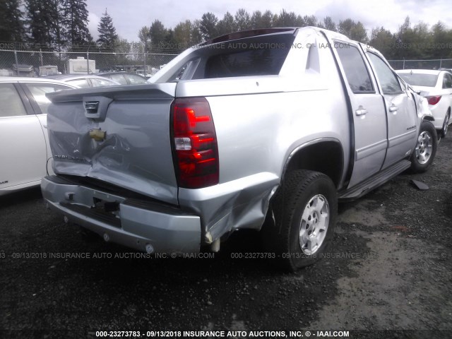 3GNTKFE70CG198747 - 2012 CHEVROLET AVALANCHE LT SILVER photo 4