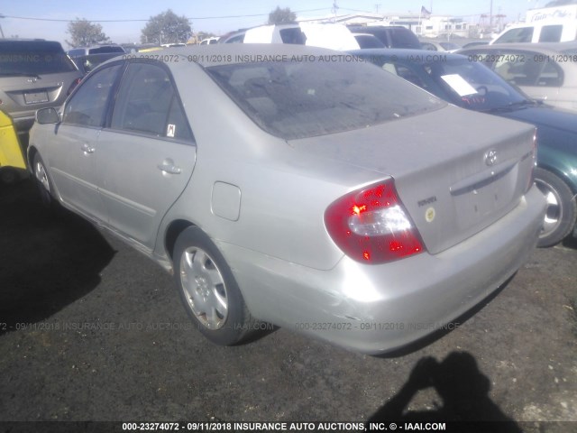4T1BE32K04U898121 - 2004 TOYOTA CAMRY LE/XLE/SE 银色 照片 3