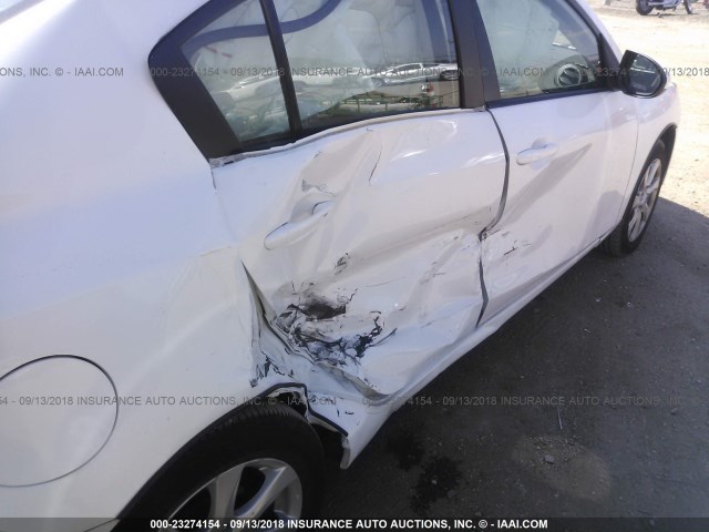 JM1BL1SF3A1192873 - 2010 MAZDA 3 I WHITE photo 6