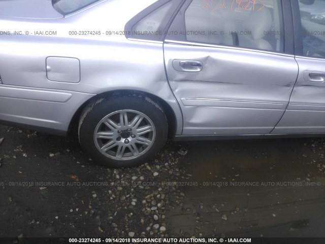 YV1TH59H241383896 - 2004 VOLVO S80 2.5T SILVER photo 6