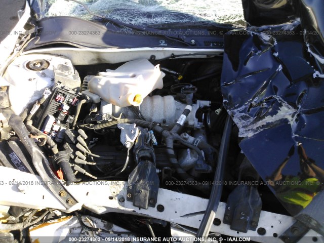 2G2WS522641149964 - 2004 PONTIAC GRAND PRIX GT2 WHITE photo 10