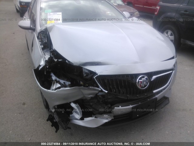 W04GP6SX6J1158517 - 2018 BUICK REGAL ESSENCE SILVER photo 6