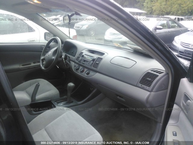 4T1BF32K34U065250 - 2004 TOYOTA CAMRY LE/XLE/SE Қара фото 5