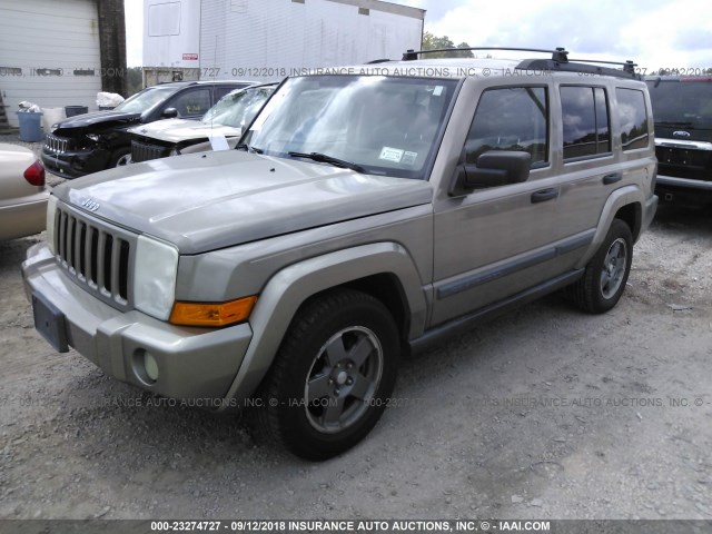 1J8HG48K56C188218 - 2006 JEEP COMMANDER TAN photo 2
