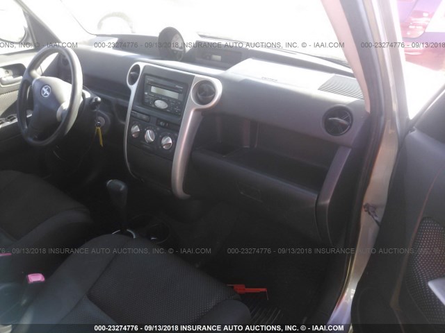 JTLKT324750177075 - 2005 TOYOTA SCION XB Сұр фото 5