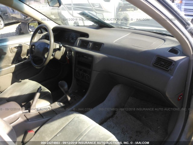 4T1BG22K4VU761270 - 1997 TOYOTA CAMRY CE/LE/XLE 棕色 照片 5