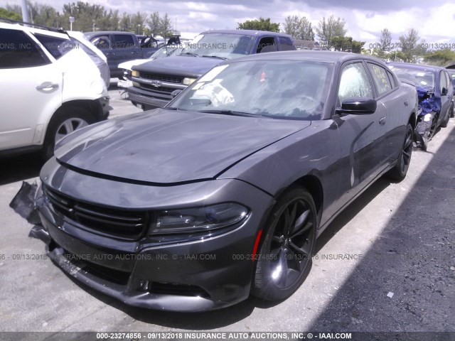 2C3CDXHG6HH667565 - 2017 DODGE CHARGER SXT GRAY photo 2